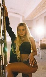 Все фото Zlata VIP - девушки по вызову